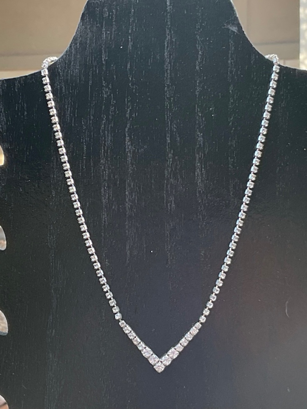 Vintage Classic Silver-Tone V-Front Tennis Necklace - Sparkling White Crystal